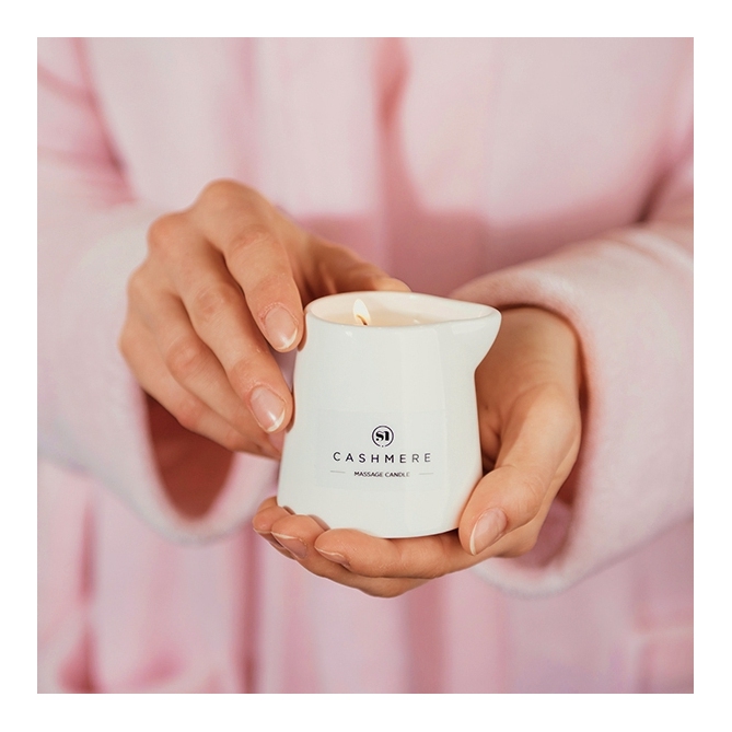Zdjęcie świecy do masażu Cashmere 100ml w aranżacji