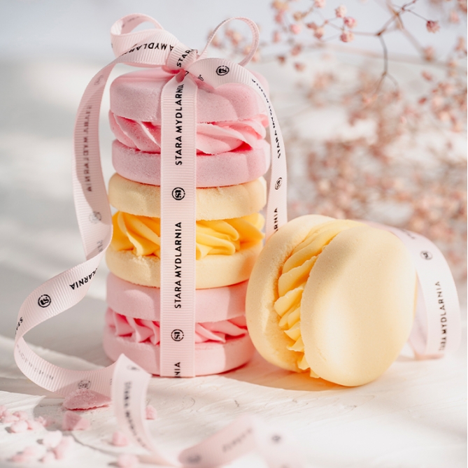 SWEET MACARONS