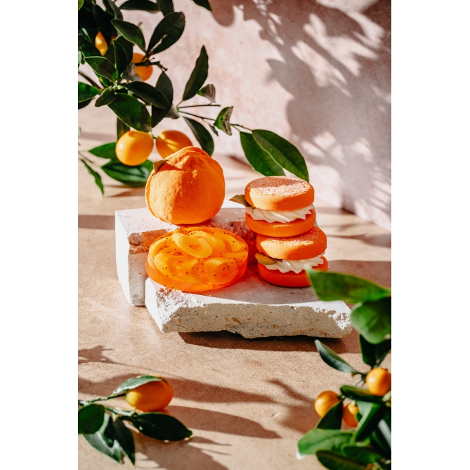 SWEET MACAROONS