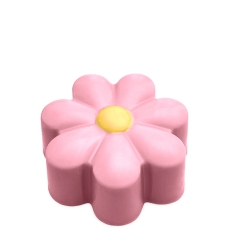 Zdjęcie mydła naturalnego Stokrotka PINK DAISY w kształcie różowej stokrotki